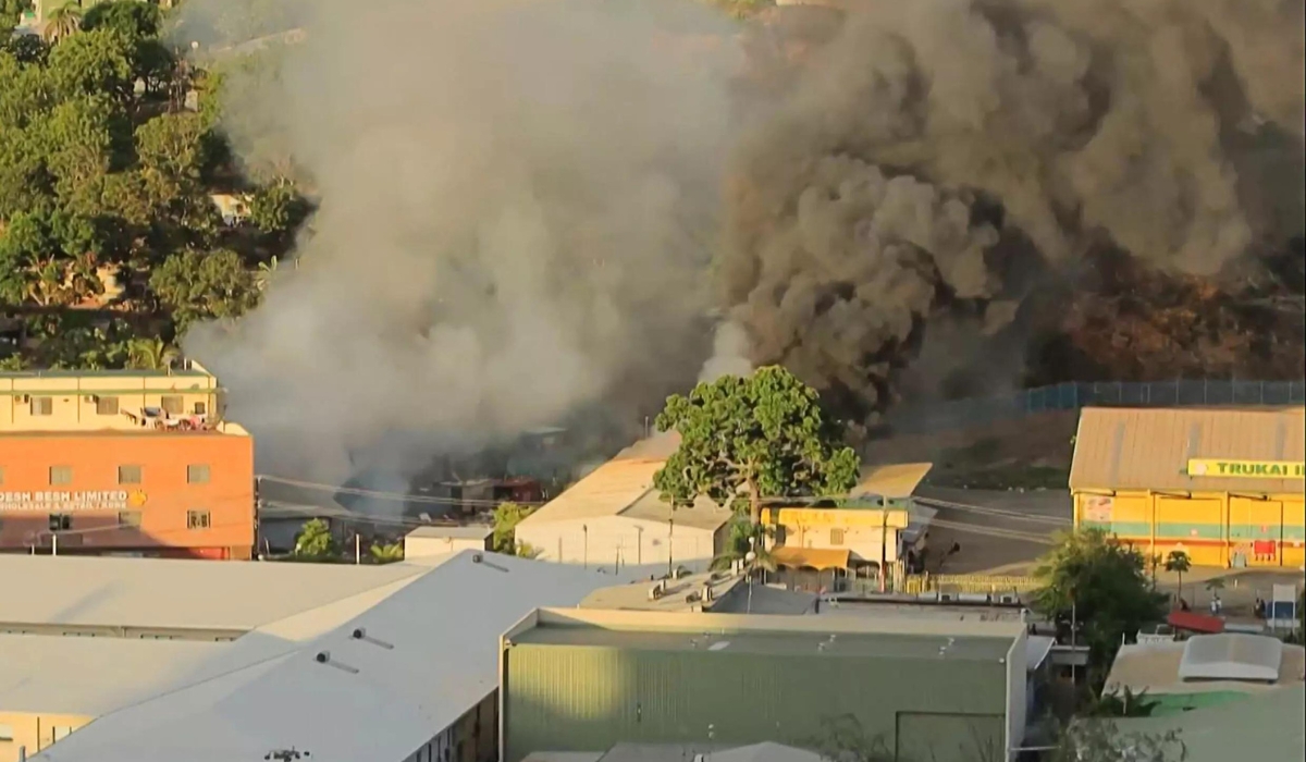 15 people have died in riots and looting in Papua New Guinea